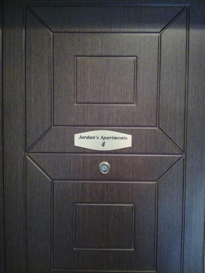 Jordan'S 4Th Appartment At ネア・ミカニオーナ エクステリア 写真